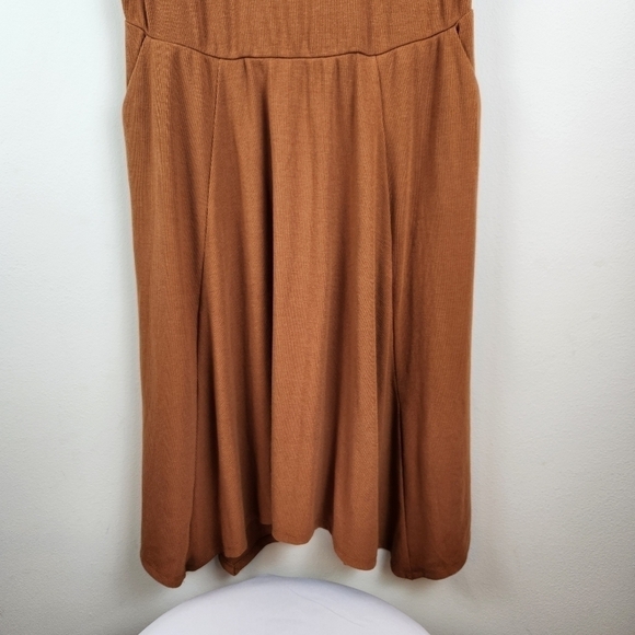 Torrid Midi Super Soft Rib Hanky Hem Dress Size 1/1X NWT - Picture 6 of 9